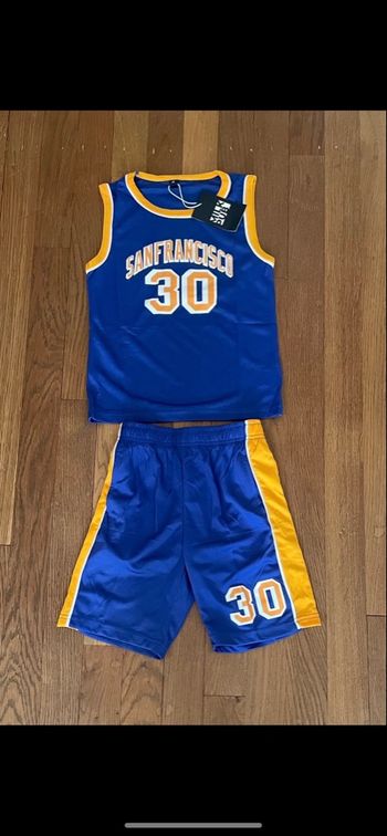 Ensemble basket ball 