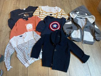 Lot de 7 pulls et gilets