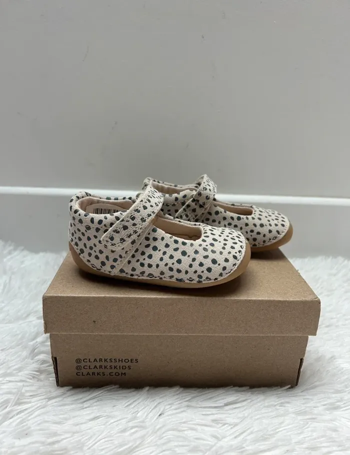 Chaussures / ballerine Clarks - photo numéro 4