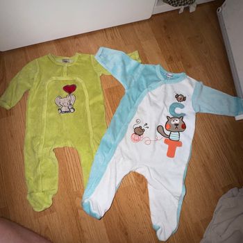 Lot de deux pyjamas automne hiver