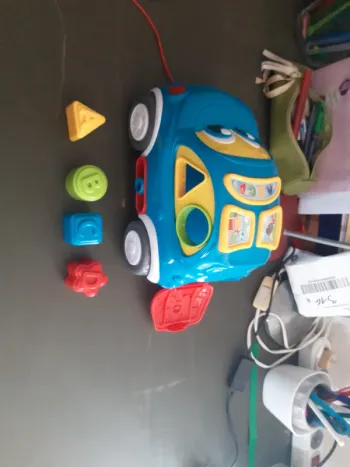 Voiture à forme et son