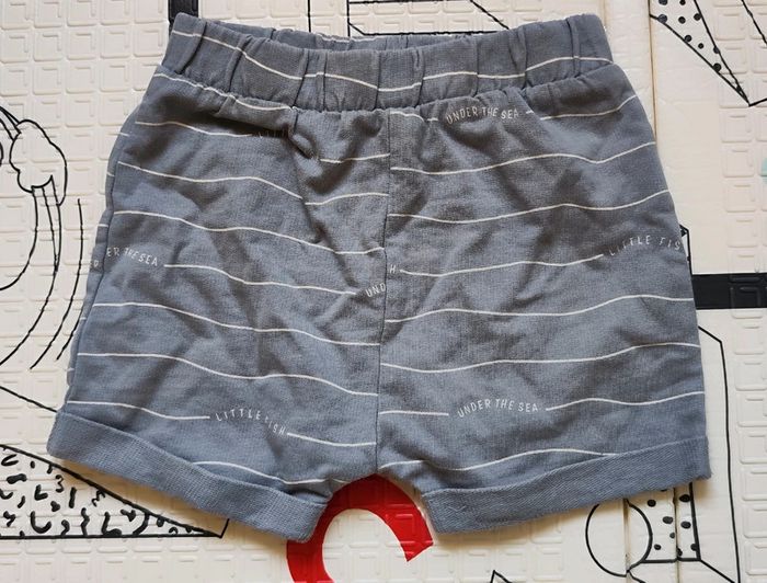 Short Kiabi 18 mois - photo numéro 2