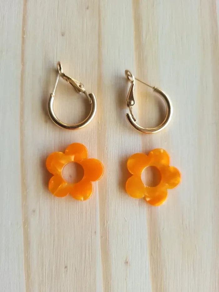 Boucles d'oreilles fleurs orange - photo numéro 3