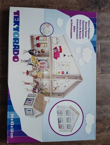 Salon de beauté à construire en carton 