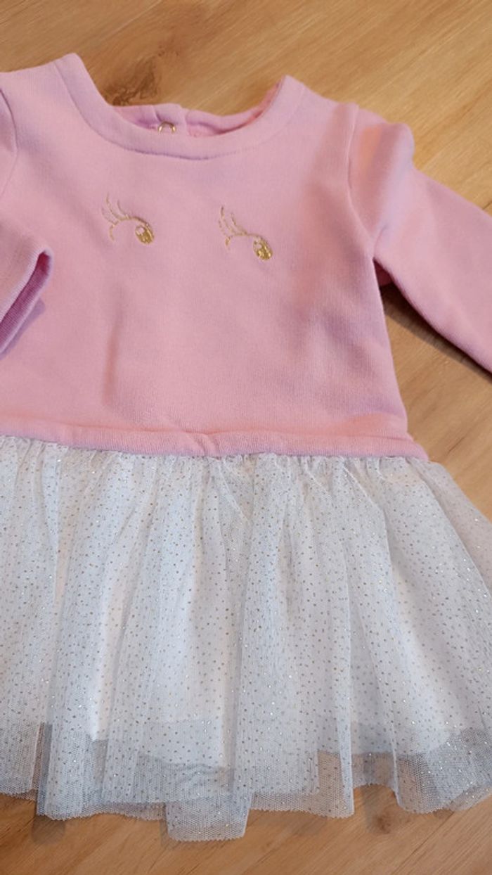Robe 6 mois - photo numéro 2