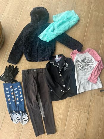 Lot vêtements équitation taille 8 ans