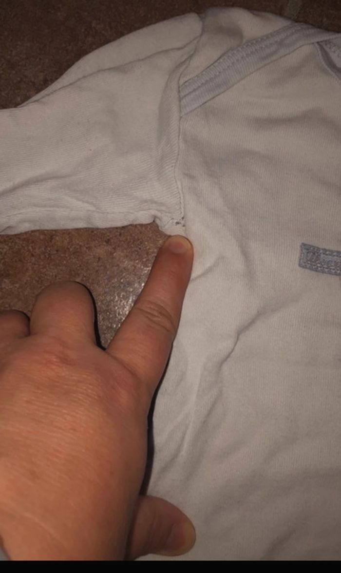 Lot de bodies manches longues 2ans (4 pièces) - photo numéro 6