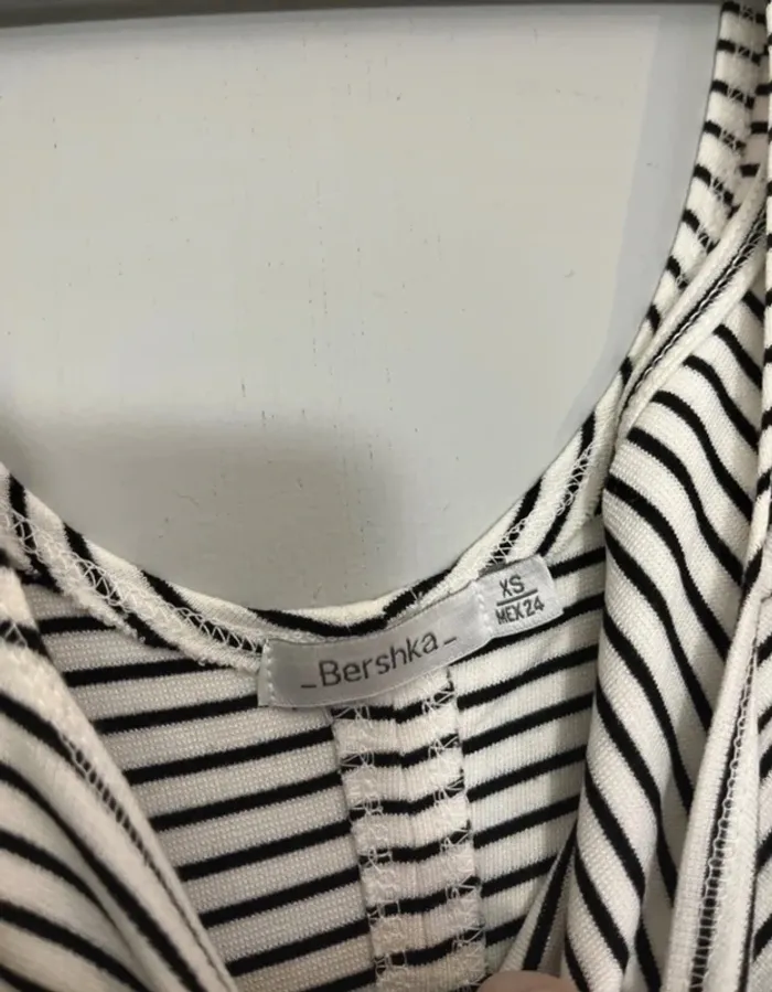 Robe moulante Bershka - photo numéro 3