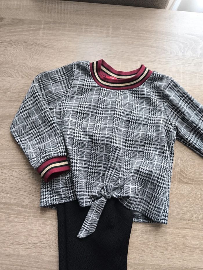 Ensemble tissaia 4 ans haut carreaux et pantalon léger noir - photo numéro 2