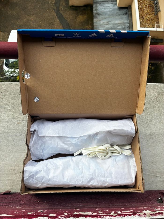 Adidas Spezial Off White/Clear Sky/Gum - Taille 38 - Neuves - photo numéro 7