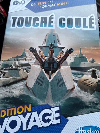 Jeu de société format voyage touché coulé 