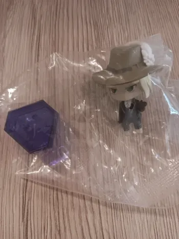 Petite figurine twisted wonderland rook