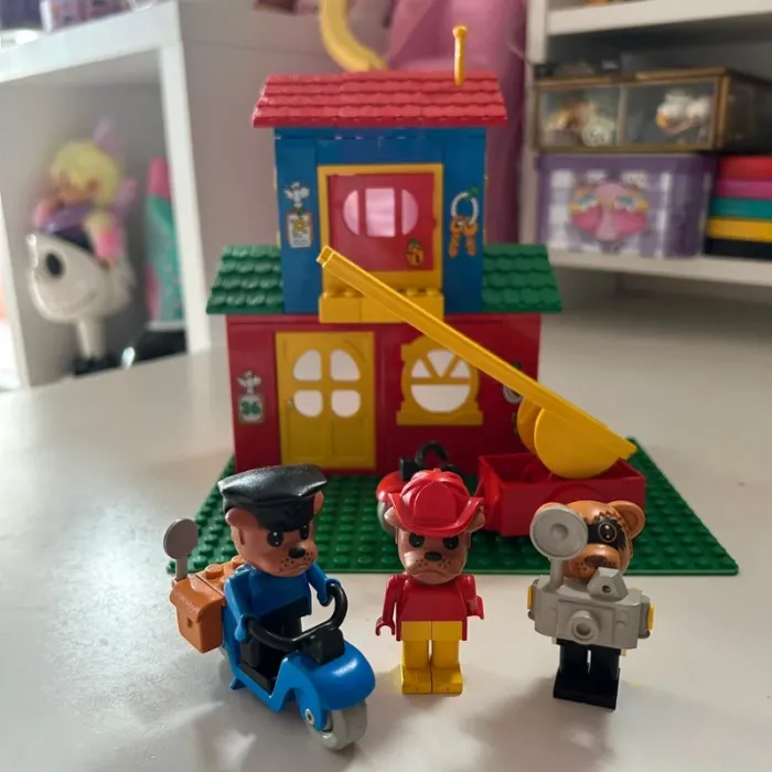 Lego fabuland 3669 fire station LEGO Beebs by Kiabi