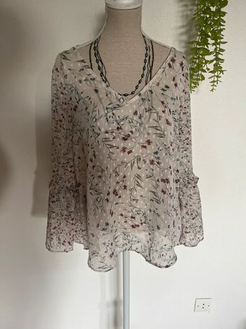 Très belle blouse à longue manche femme