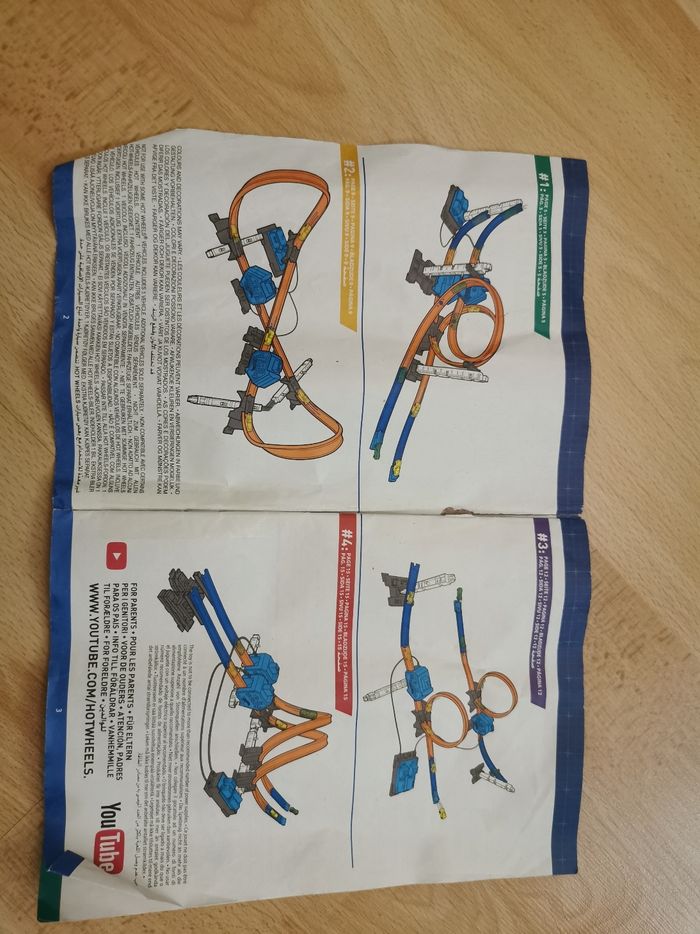 Looping hot wheels avec 4 voitures - photo numéro 4