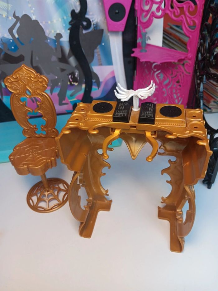 Poupée Monster High spectra D.J et sa boîte de nuit (testé le son fonctionne) - photo numéro 12
