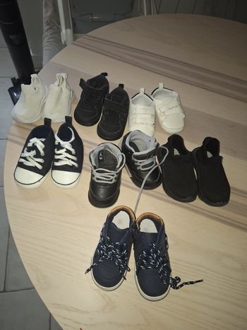 Lot de chaussures