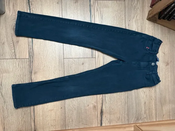 Pantalon okaidi taille 10 ans