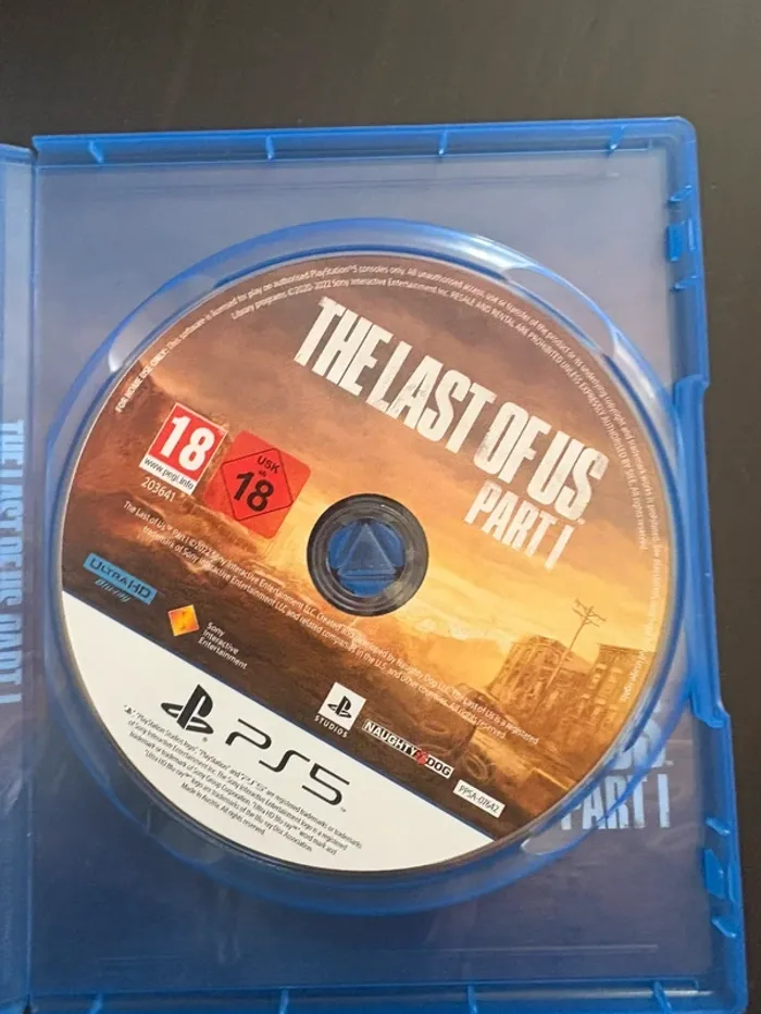 PS5 – The Last of Us Part 1 (boîte allemande, jeu multilingue) - photo numéro 3