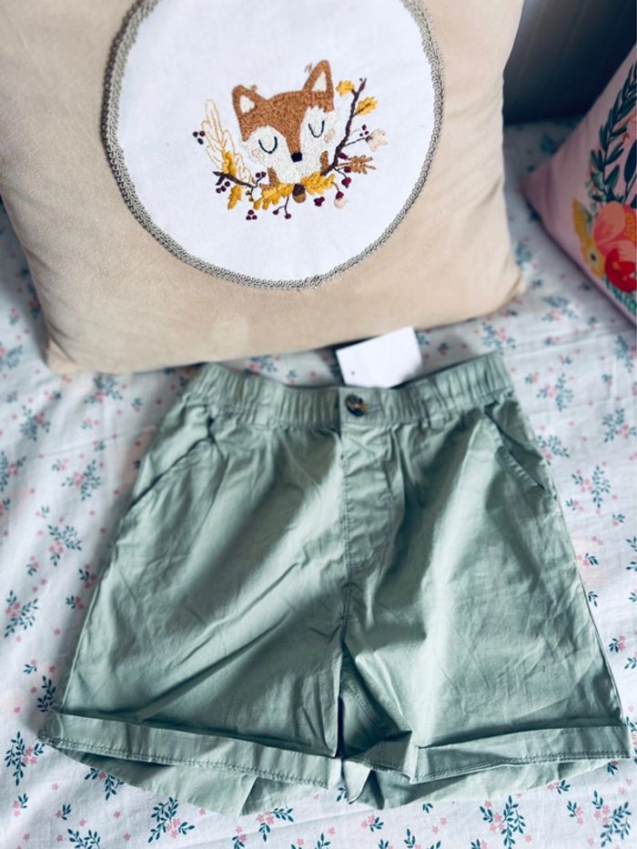Short kaki coton fille décontracté neuf étiquette taille 6/7ans