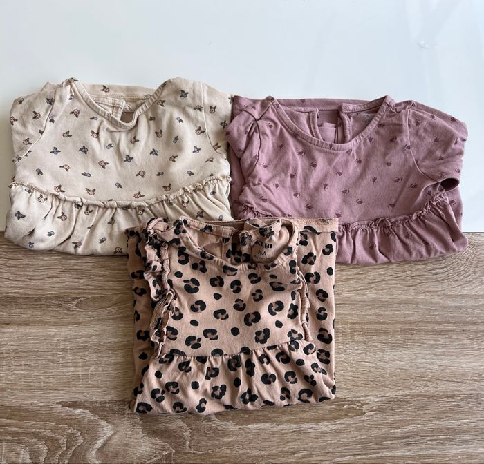 Lot robes bébé fille 9 mois
