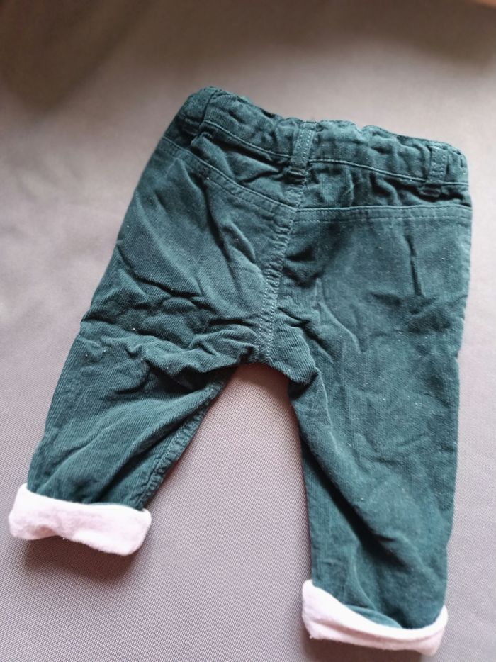 Pantalon velours vert 🦕 Taille 6 mois - photo numéro 8