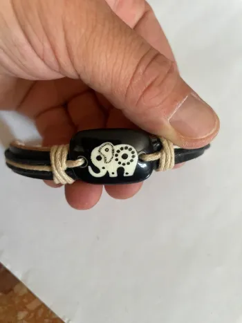 Bracelet éléphant en cuir