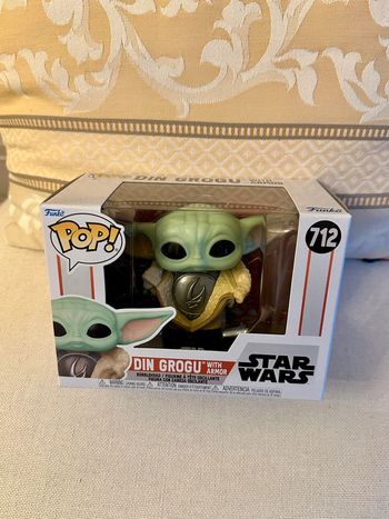 NEUF Figurine vinyle Funko Pop Star Wars Mandalorian Din Grogu tête oscillante 712