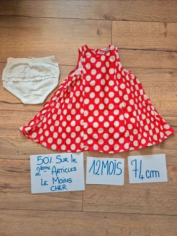Robe rouge pois plissé et culotte cache couche