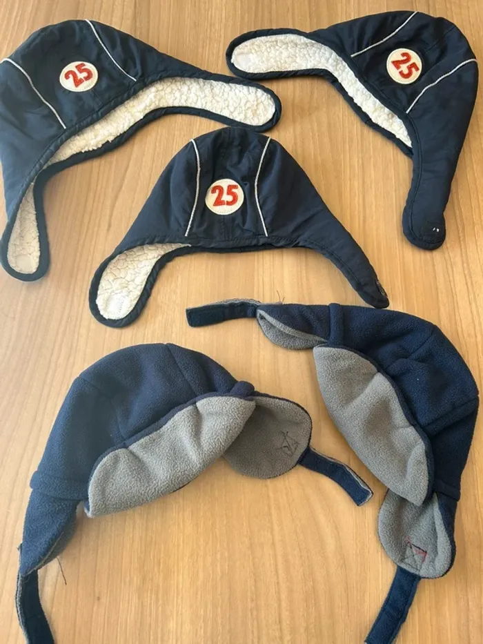 Très gros lot de 5 bonnets enfant - photo numéro 2