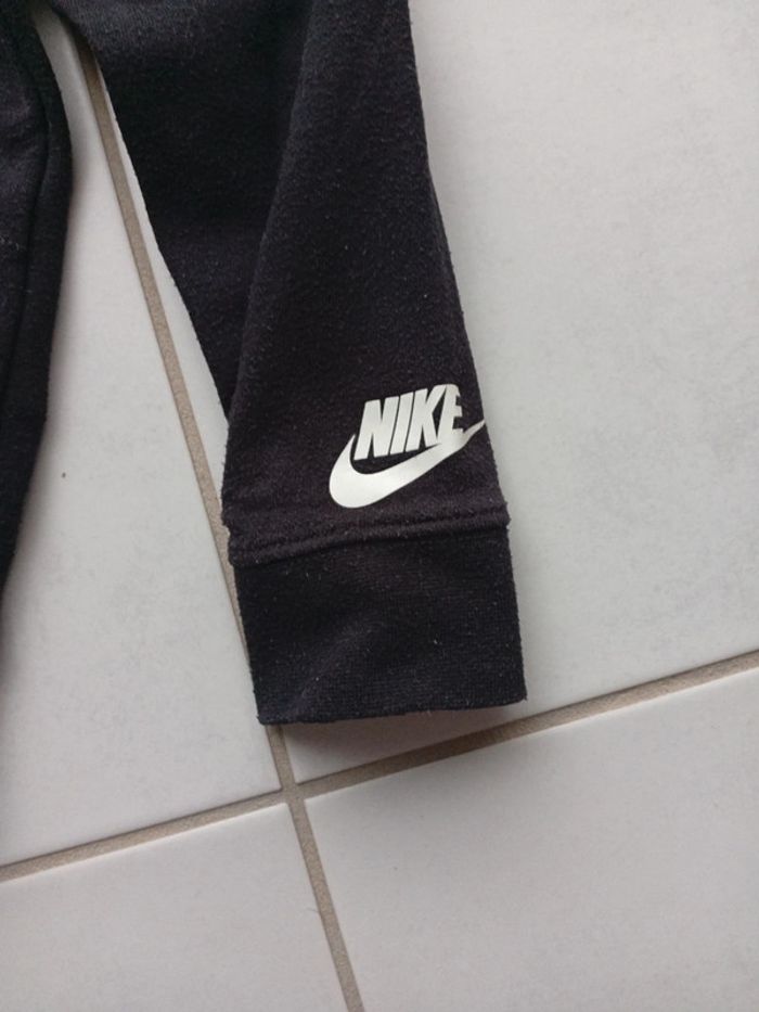 Sweat Nike noir taille 7 ans - photo numéro 3