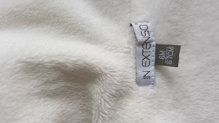 Gilet blanc 6 mois - photo numéro 6