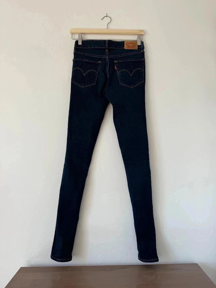 Superbe Jean Levi's 711 Skinny, taille W24 L32, en excellent état ! - photo numéro 2