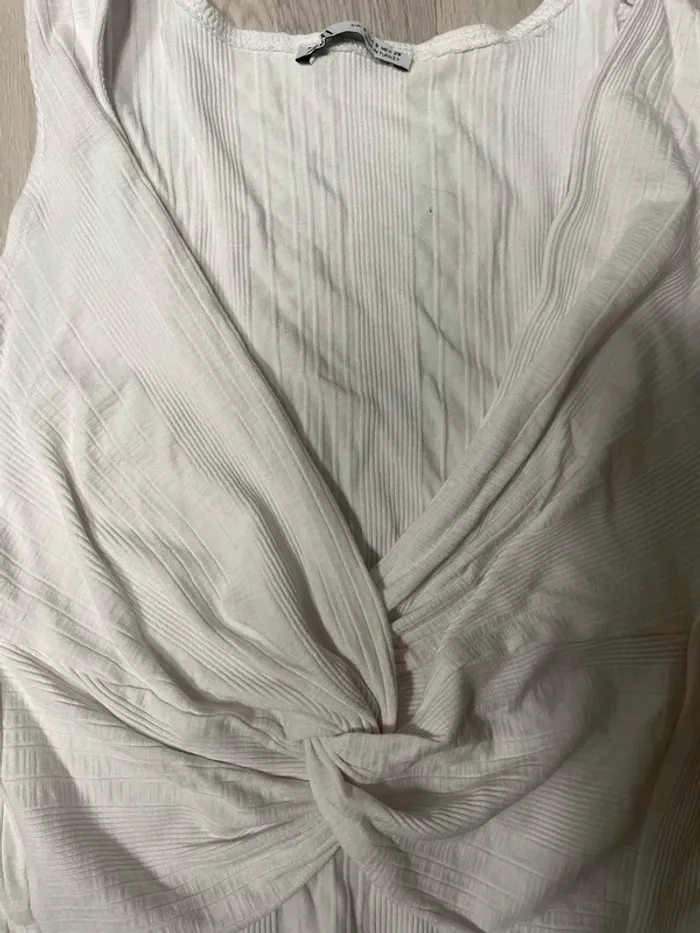 Haut blanc Zara - photo numéro 2