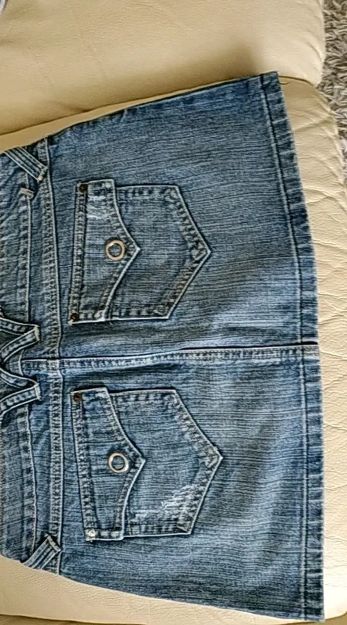 Jupe courte Jean 42 - photo numéro 2