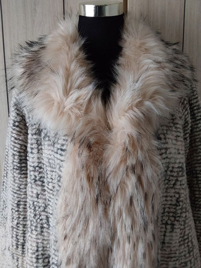 Manteau fausse fourrure - photo numéro 7