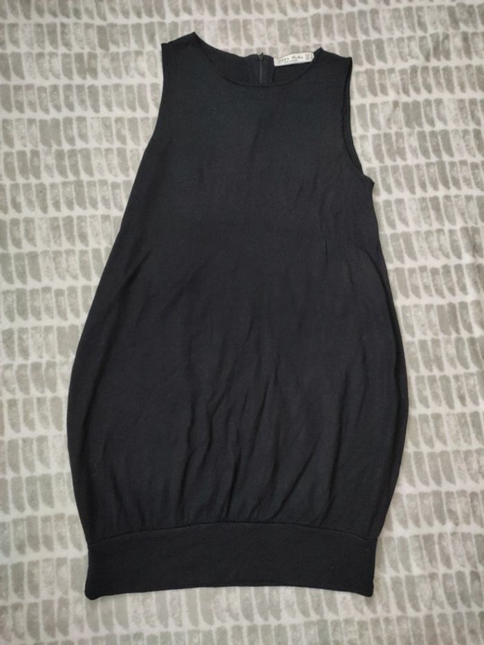 Robe noir maille fine sans manches Zara taille 38 - photo numéro 1