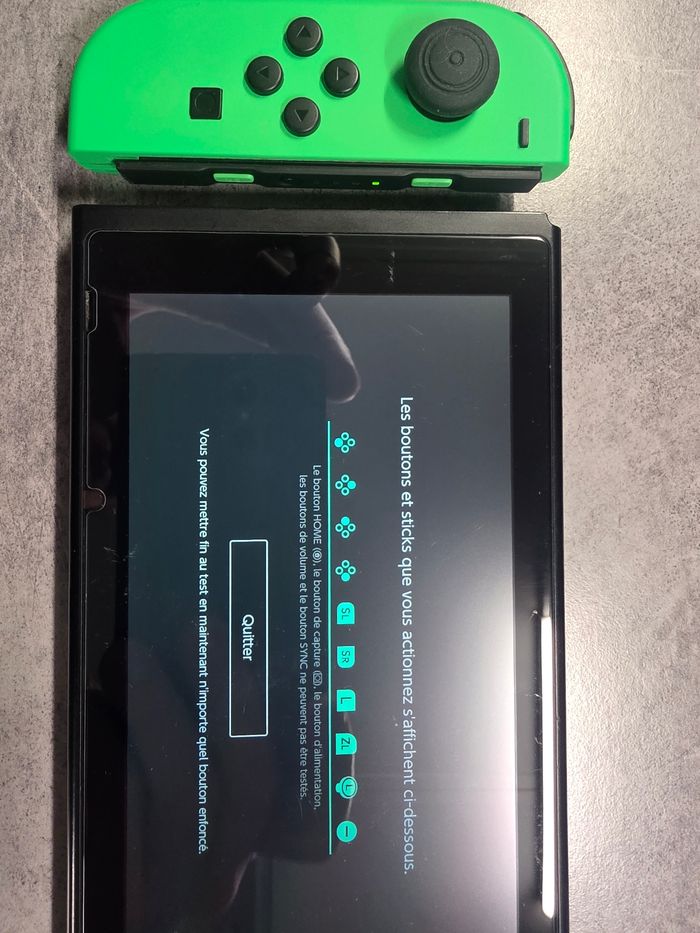 Nintendo Switch HAC-001 d'origine non patché - photo numéro 8