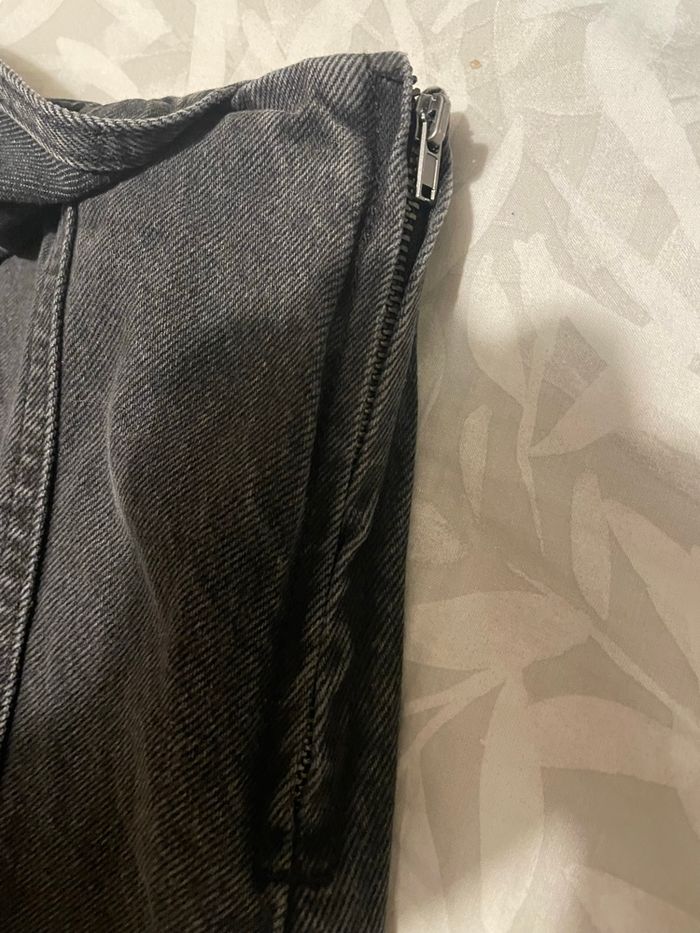 Jupe short noire en jean Zara neuve - photo numéro 2