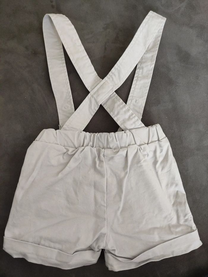 Short salopette gris 18 mois neuf - photo numéro 2