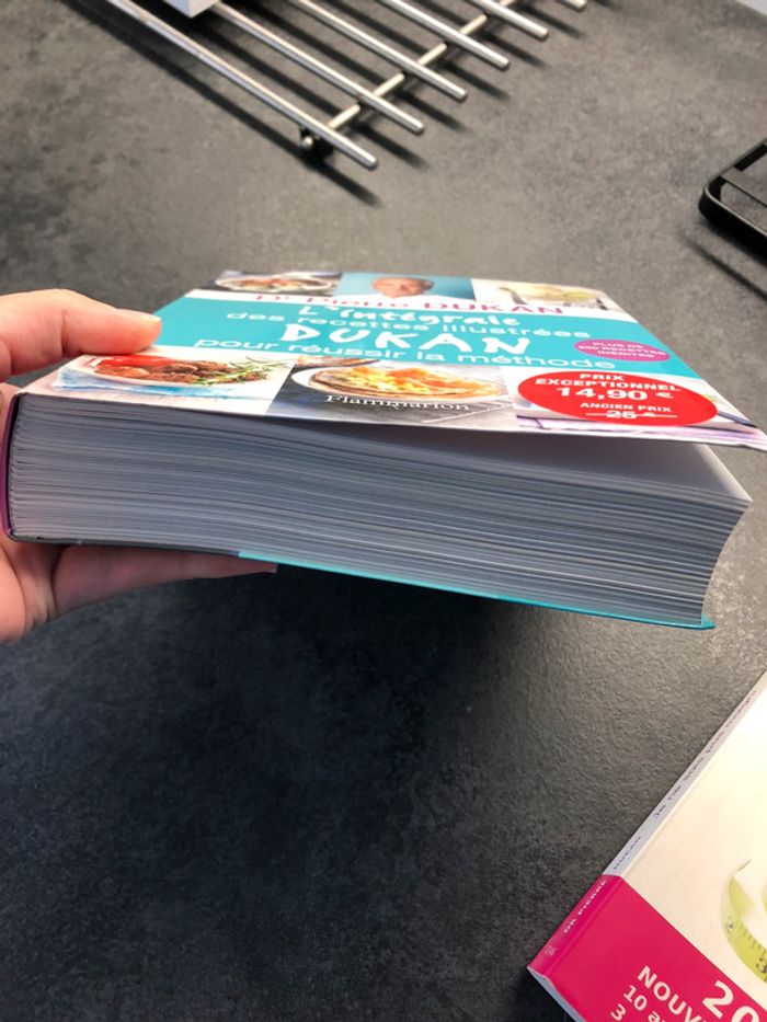 Lot livres DUKAN : L’intégral des recettes + Je ne sais pas maigrir - photo numéro 2
