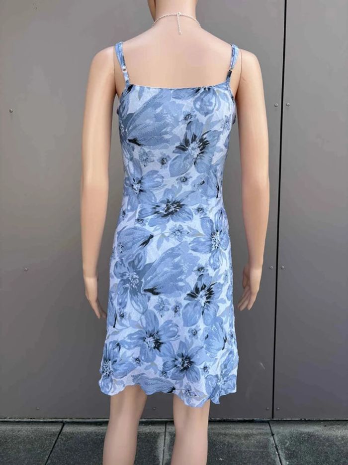Robe bleu fleurie taille 36 – État excellent - photo numéro 5