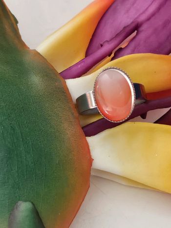 Bague ajustable avec sa pierre en acier inoxydable