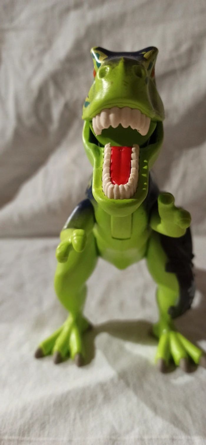 Tyrannosaure t-rex avec armure playmobil - photo numéro 6