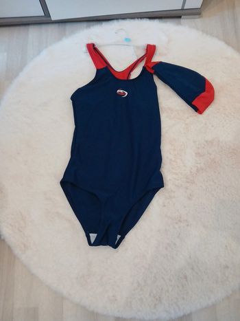maillot de bain et bonnet taille 36