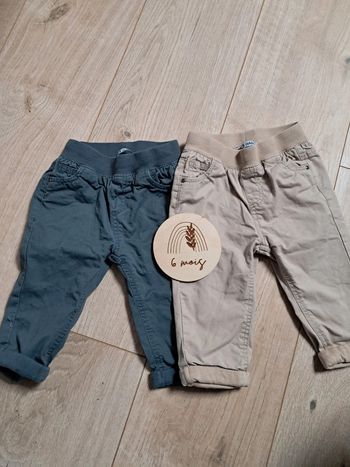 Lot 2 pantalons 6 mois