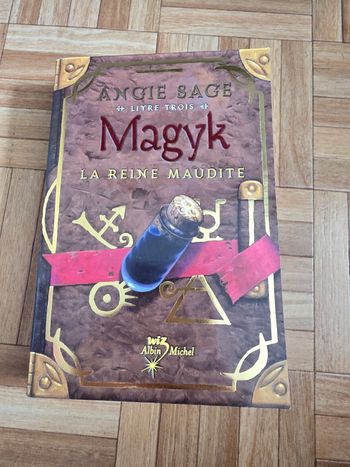 Livre "Magyk" tome 3