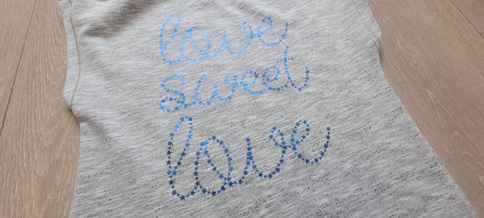 Tres jolie robe grise chiné. Fille 10 ans. Marque Orchestra - photo numéro 2