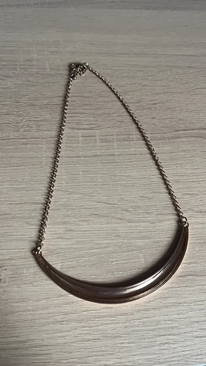 Collier - photo numéro 3