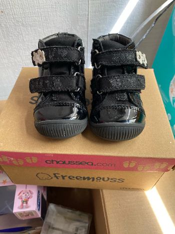 Chaussure bébé fille